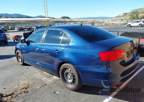 2014 Volkswagen Jetta 1.8T Se z USA, uszkodzony, nr VIN 3VWD17AJXEM425614